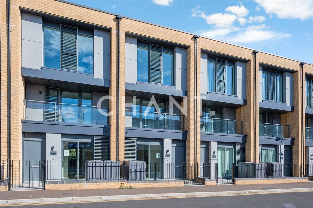 Property photo 1 of 13 Picture No. 12