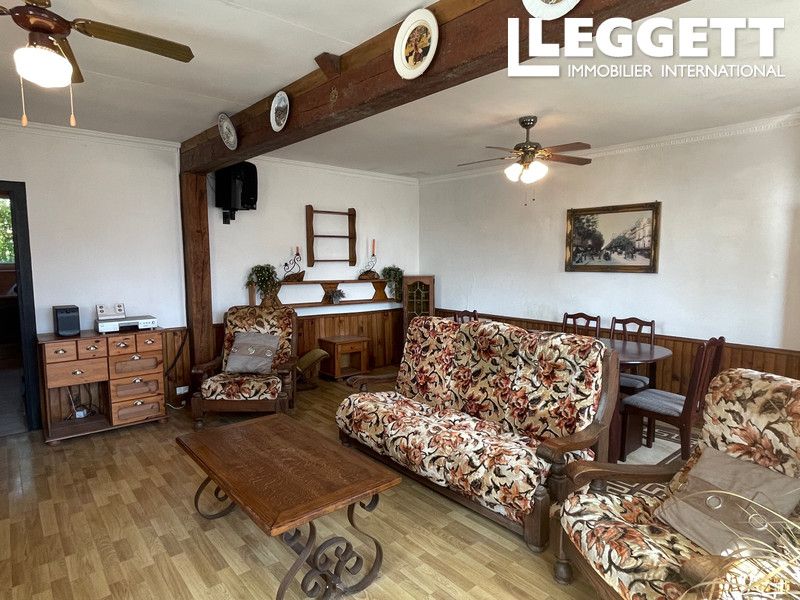 Property photo 3 of 10