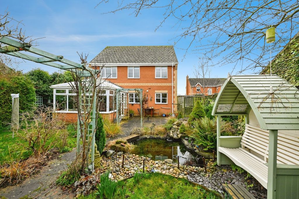 Property photo 2 of 23 Pbox-Img.Jpg