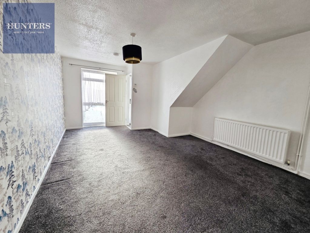 Property photo 3 of 10 Pbox-Img.Jpg