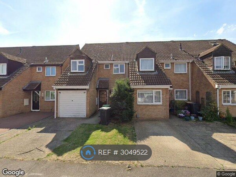 Property photo 2 of 35
