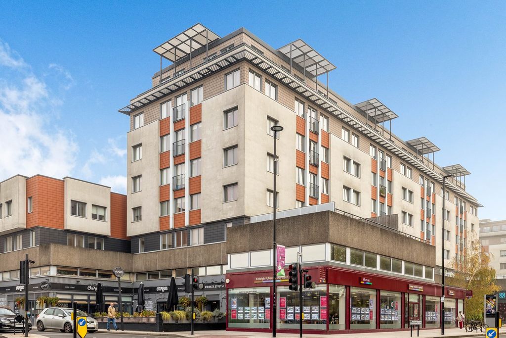 Property photo 1 of 6