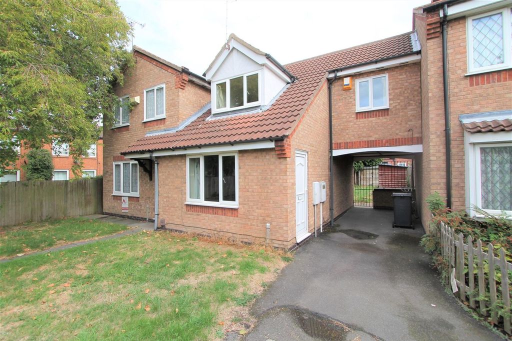 Property photo 2 of 13