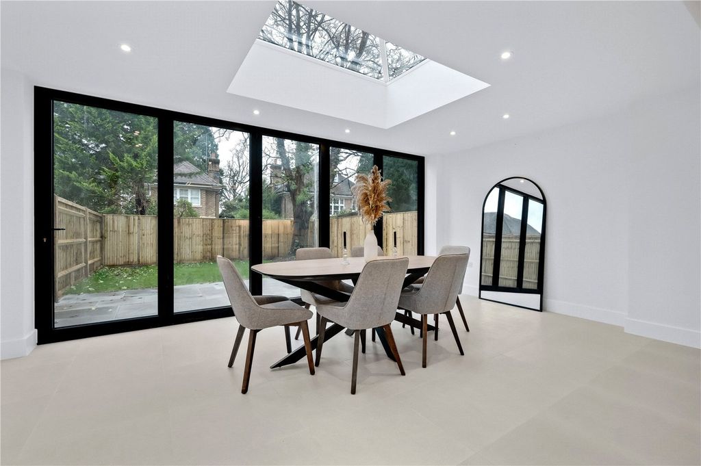 Property photo 2 of 14 Picture No. 06