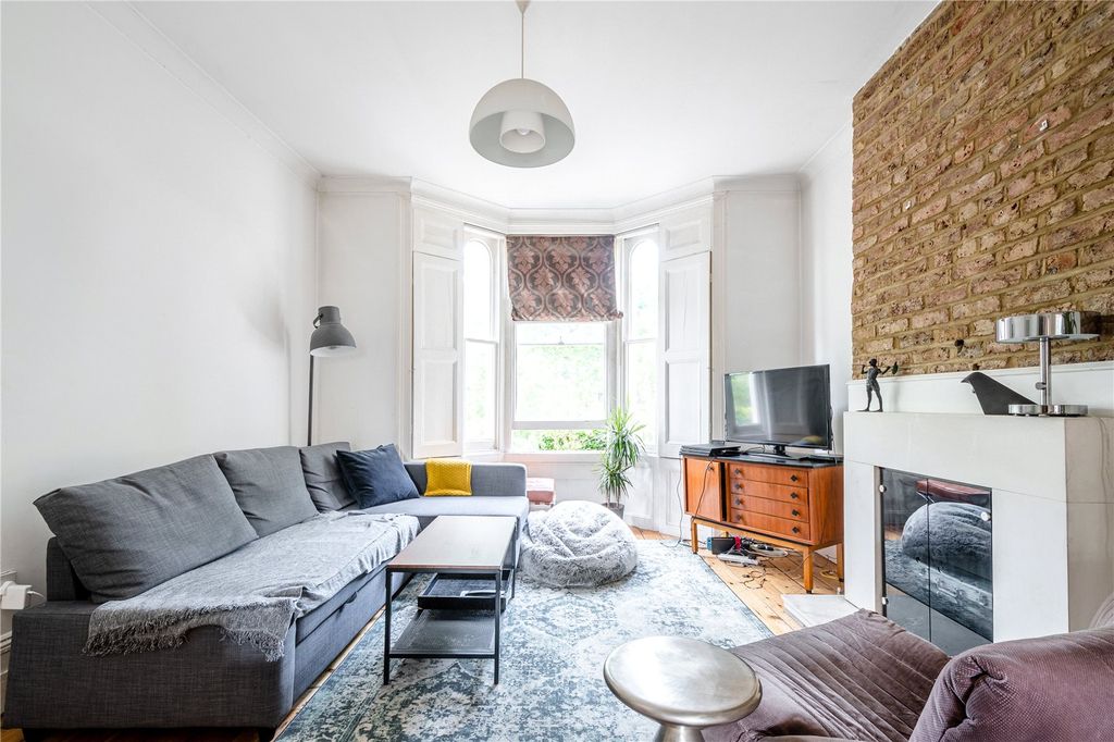 Property photo 2 of 12 Picture No. 02