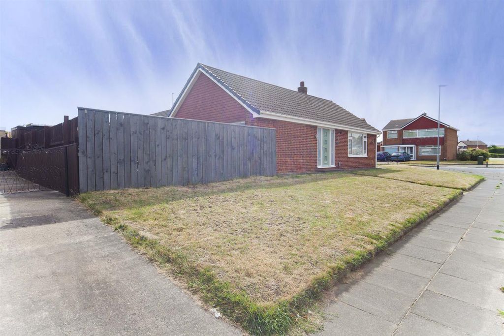Property photo 2 of 24