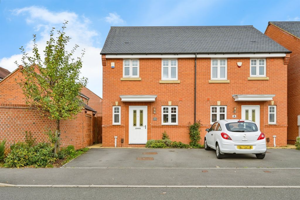 Property photo 1 of 19 External