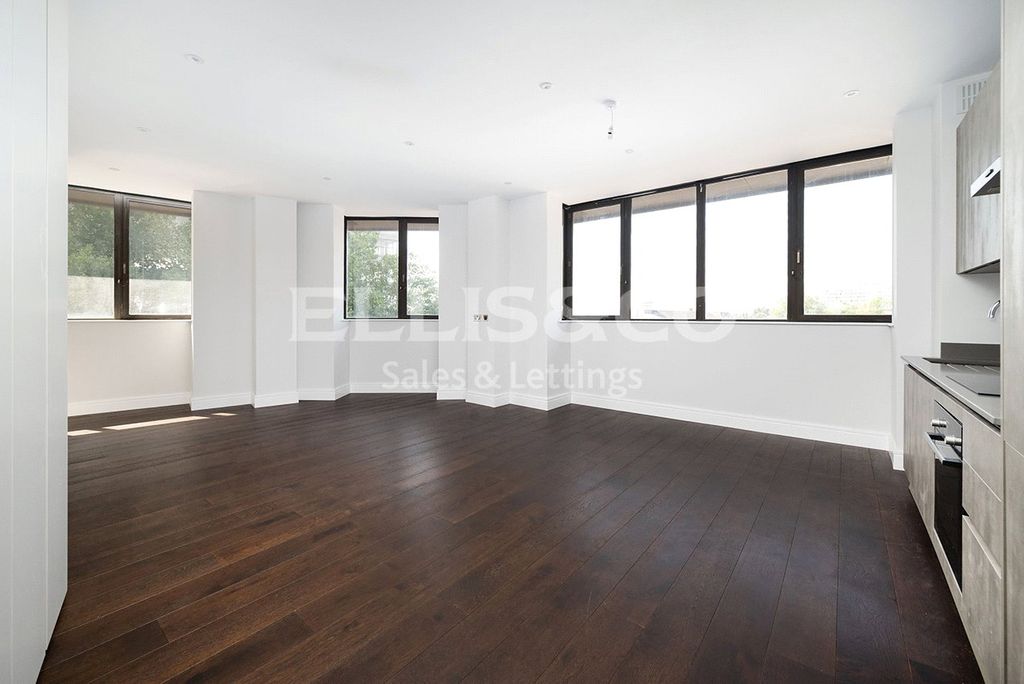 Property photo 1 of 10 Picture No. 22