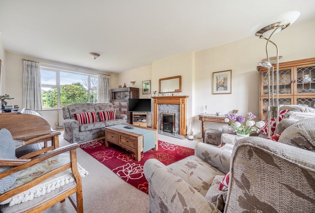 Property photo 3 of 15 1439594-7-69E6287...