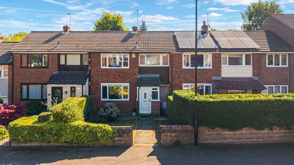 Property photo 1 of 32