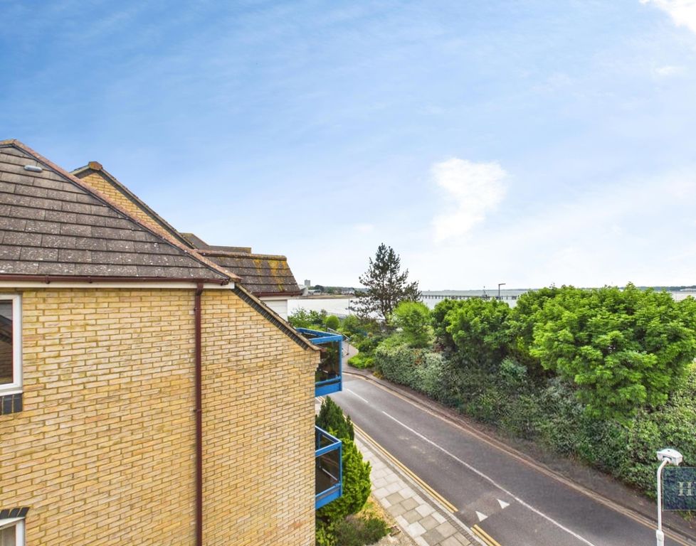 Property photo 2 of 11 Pbox-Img.Jpg
