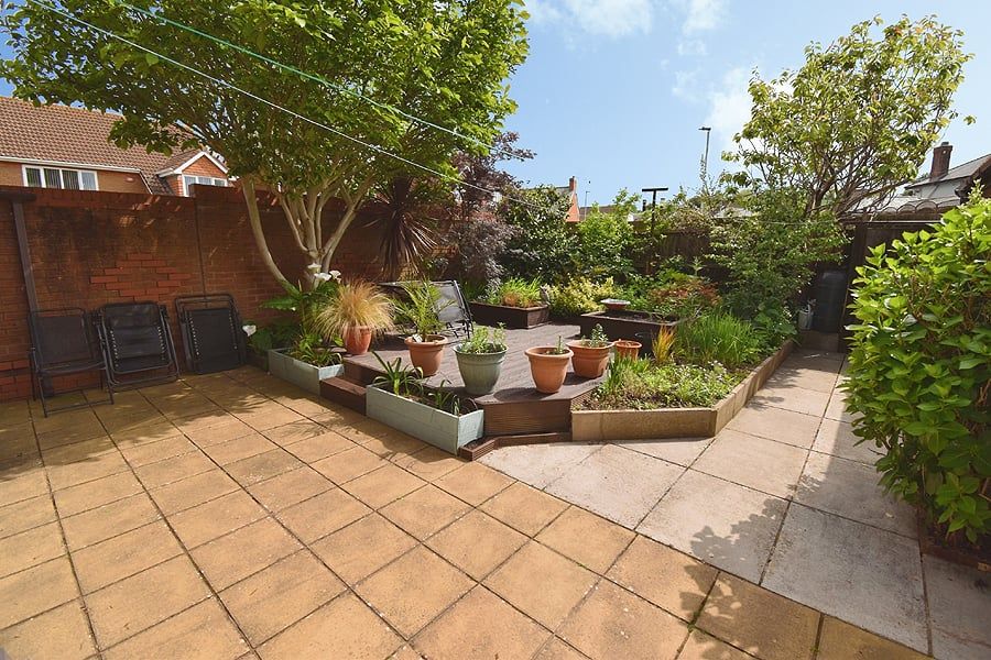 Property photo 2 of 14