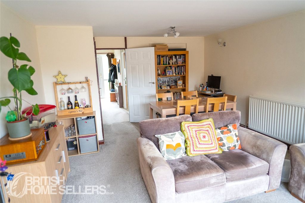 Property photo 3 of 13 Picture No. 06