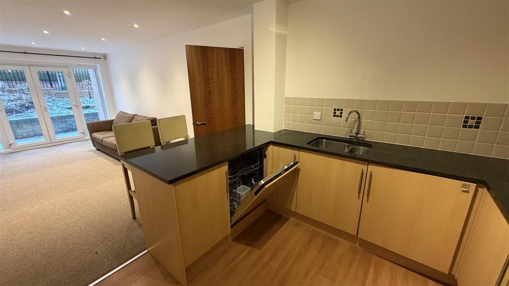 Property photo 2 of 12 Img_1118.Jpeg