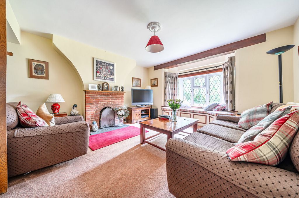 Property photo 2 of 18
