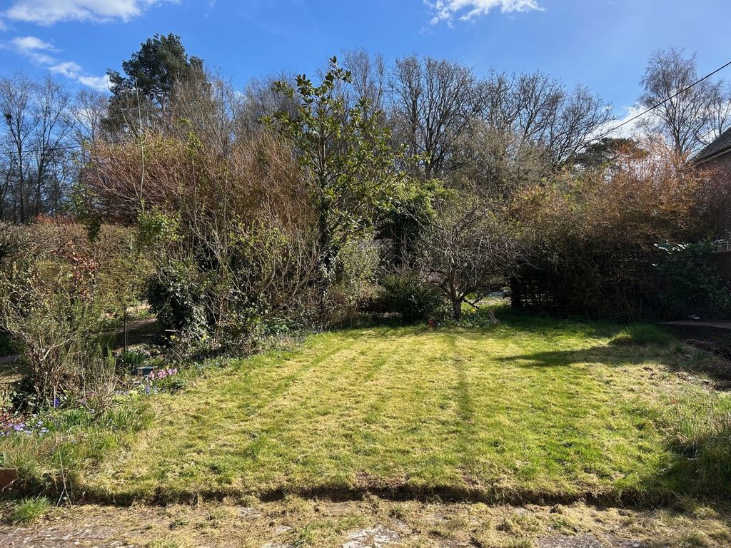 Property photo 2 of 12 Picture No. 52