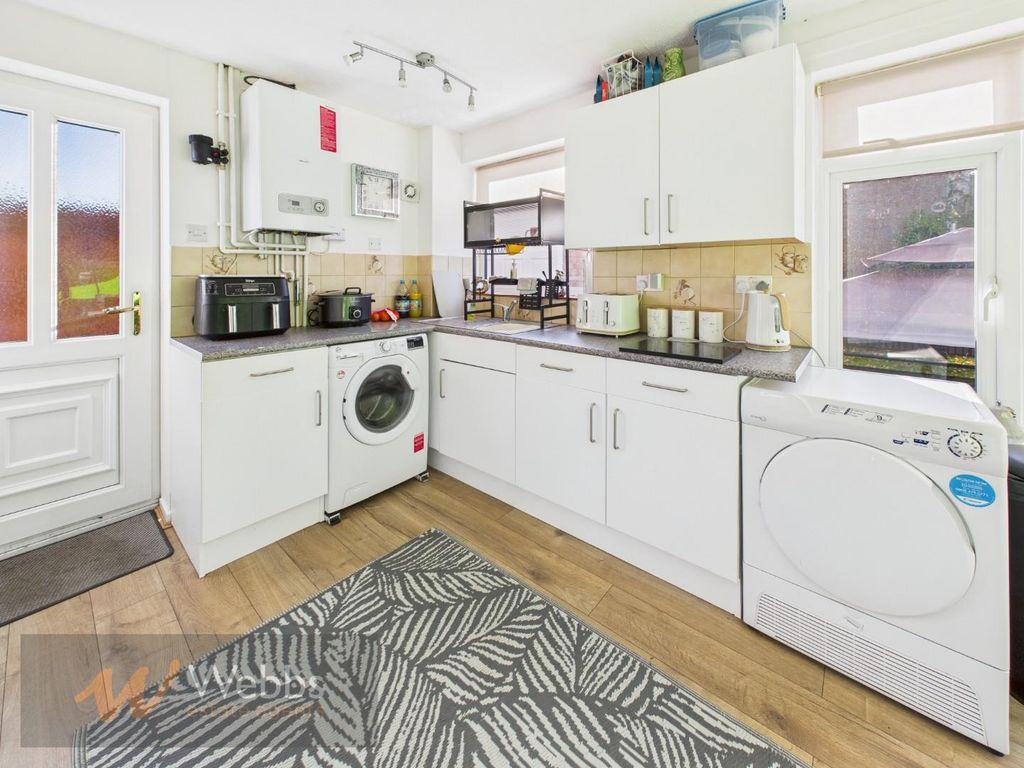 Property photo 3 of 29 Cam05244G0-Pr0187-Still009.Jpg