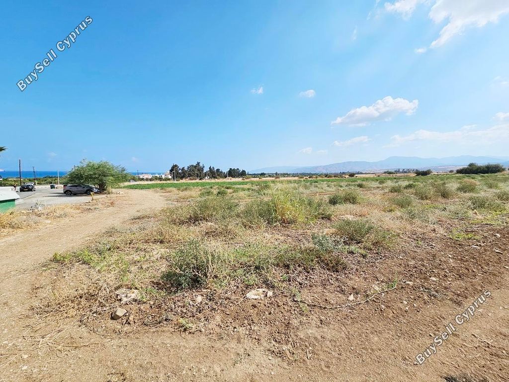 Property photo 1 of 3