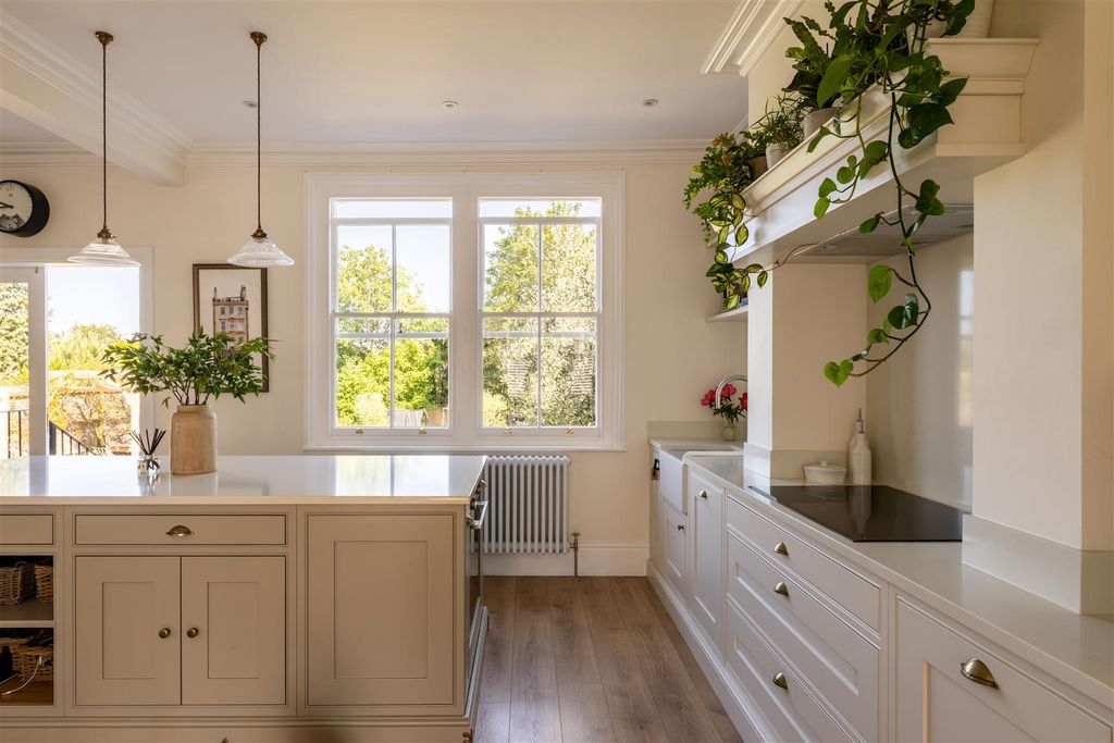 Additional image 11 of 5 bed detached house for saleCockshot Road, Reigate RH2