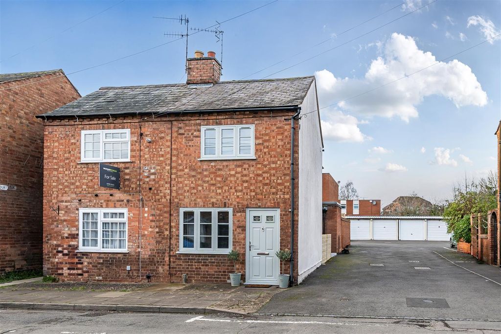 Property photo 1 of 15