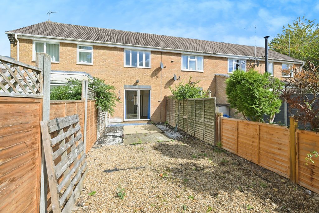 Property photo 2 of 11