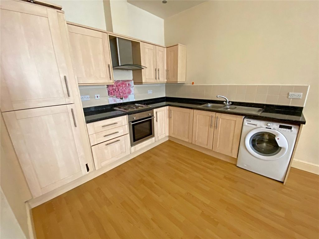 Property photo 3 of 10 Picture No. 15