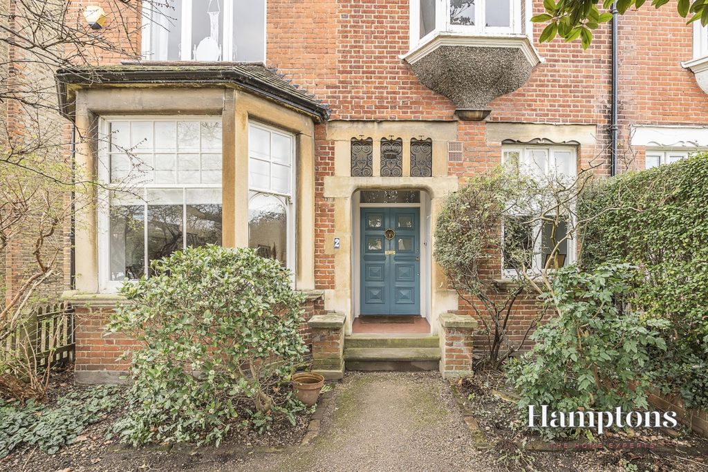 Property photo 1 of 37