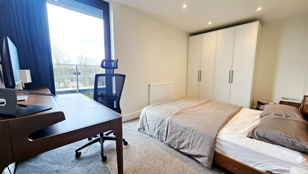 Property photo 2 of 7