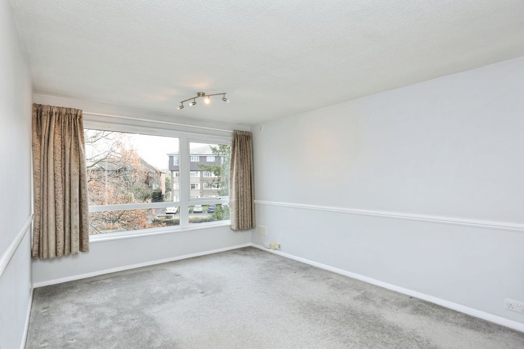 Property photo 2 of 13 Pbox-Img.Jpg