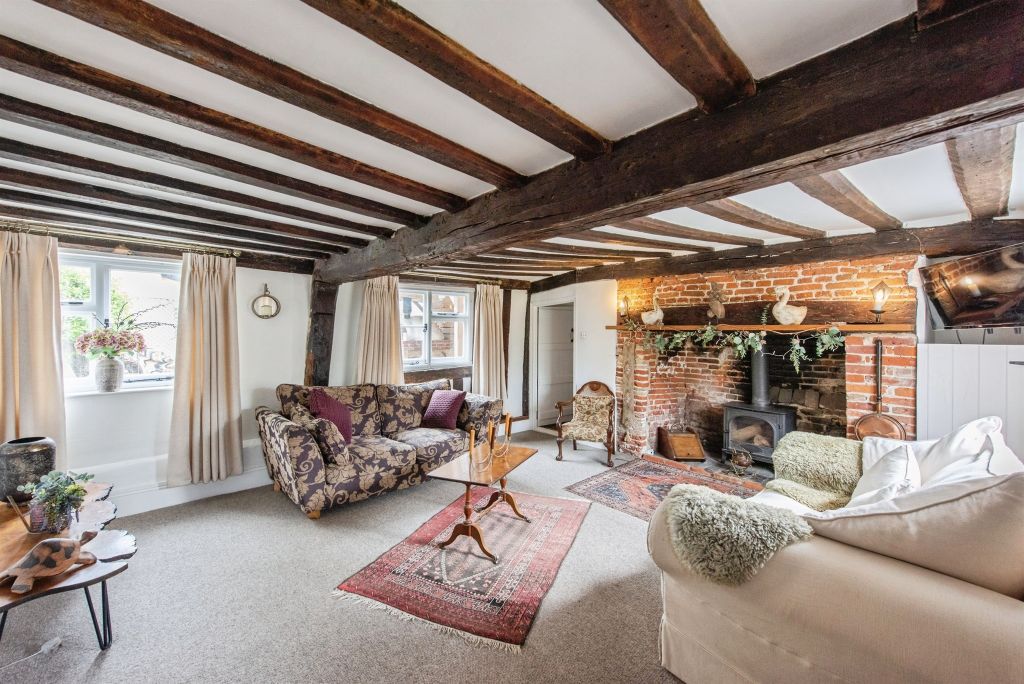 Property photo 2 of 16