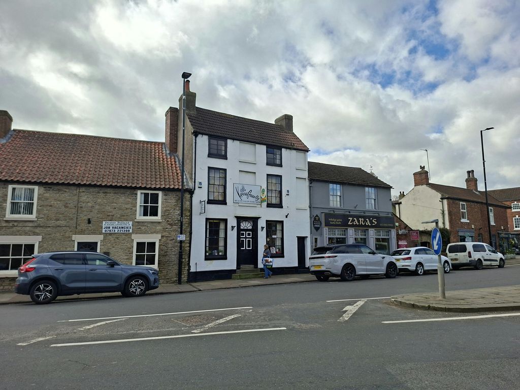 Property photo 3 of 11 20260310_104143.Jpg