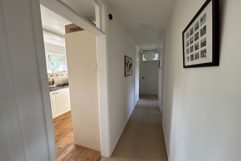 Property photo 2 of 8 Main Hallway