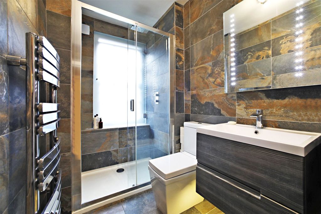 Property photo 1 of 4 Main-Image-458