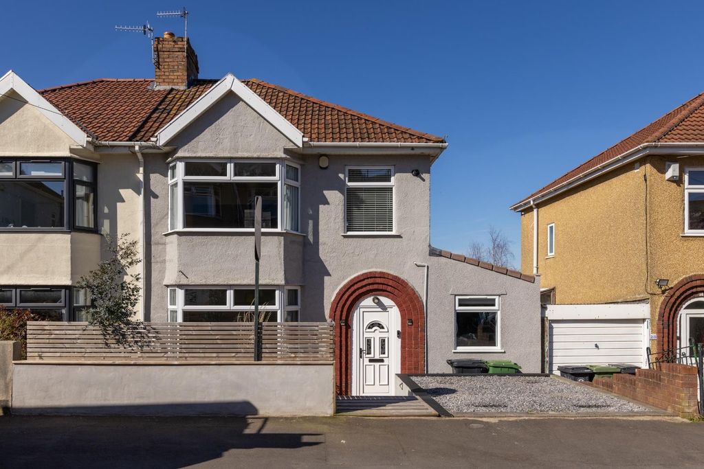 Property photo 2 of 33 30 Wingfield_New-35.Jpg