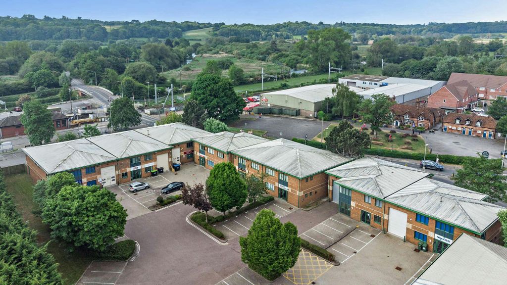 Property photo 2 of 3 8649513Exterior01800.Jpg