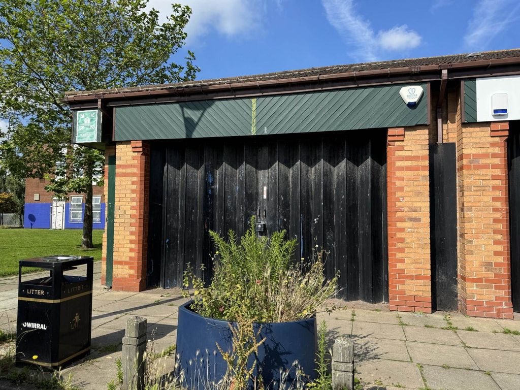 Property photo 1 of 8