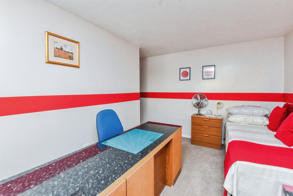 Additional image 14 of 2 bed flat for saleMill Close, Frome BA11