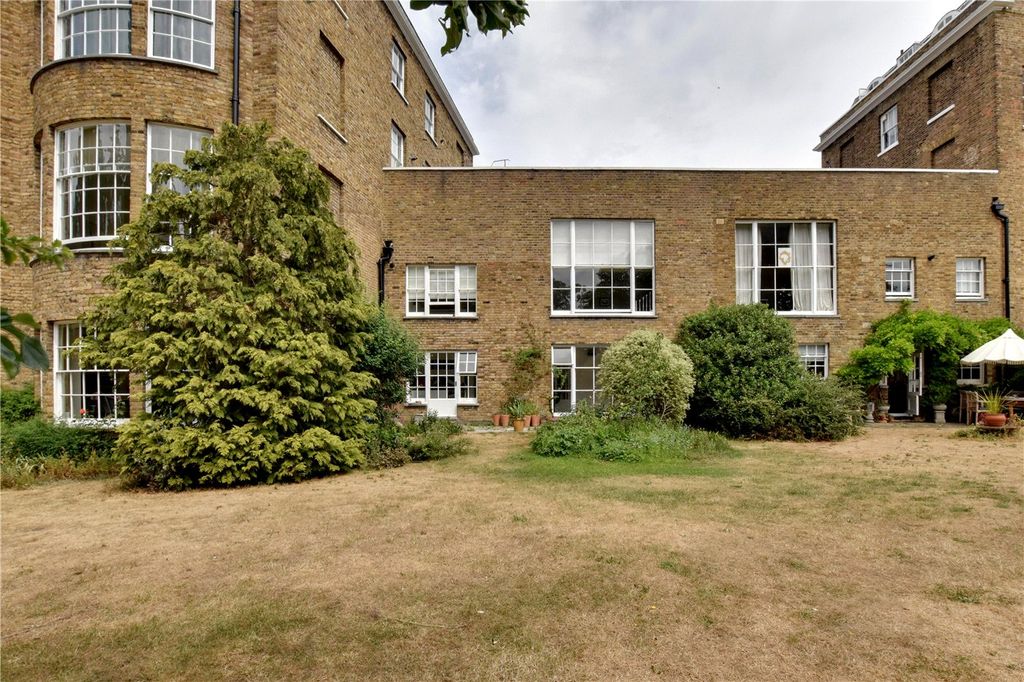 Property photo 1 of 23 Picture No. 03