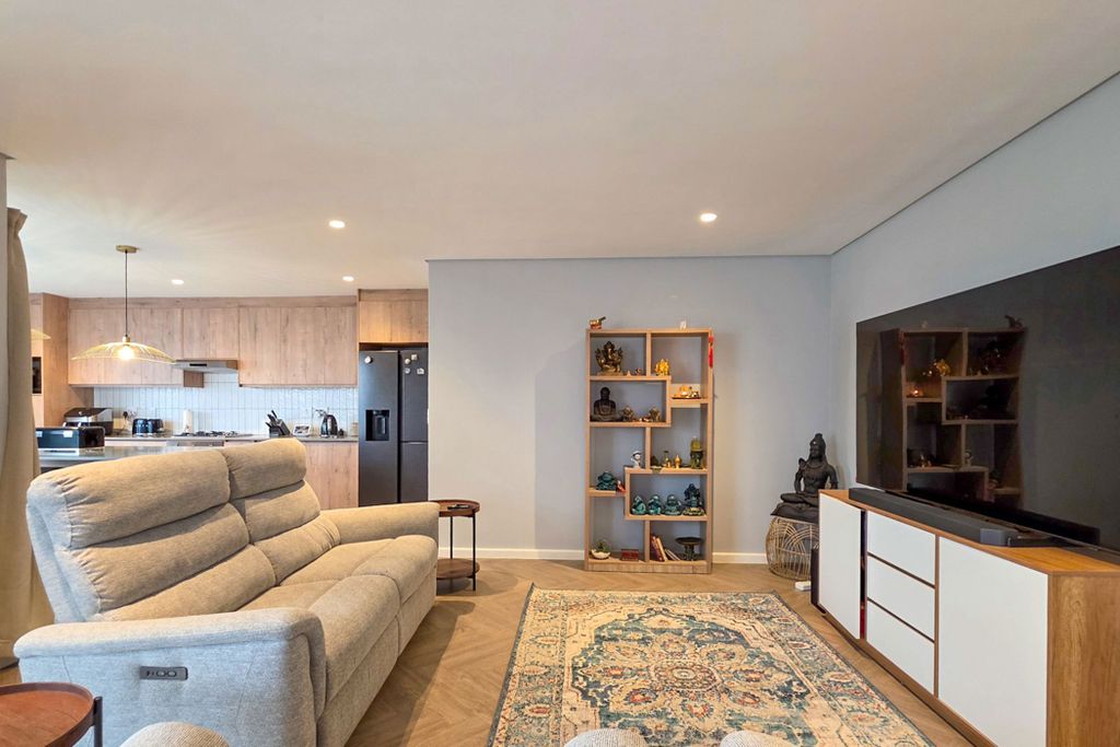 Property photo 3 of 41 1TV1737752