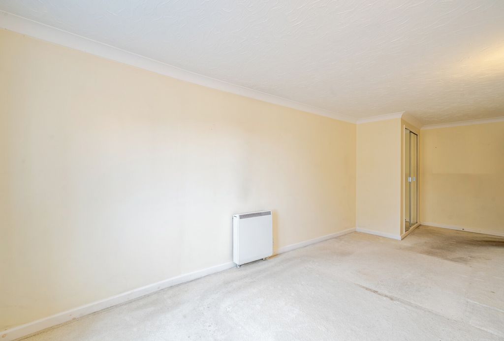 Property photo 3 of 21 1371589-4-68F7656...