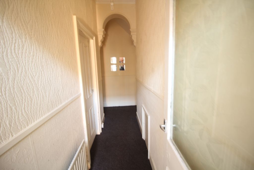 Property photo 2 of 7 Gallery