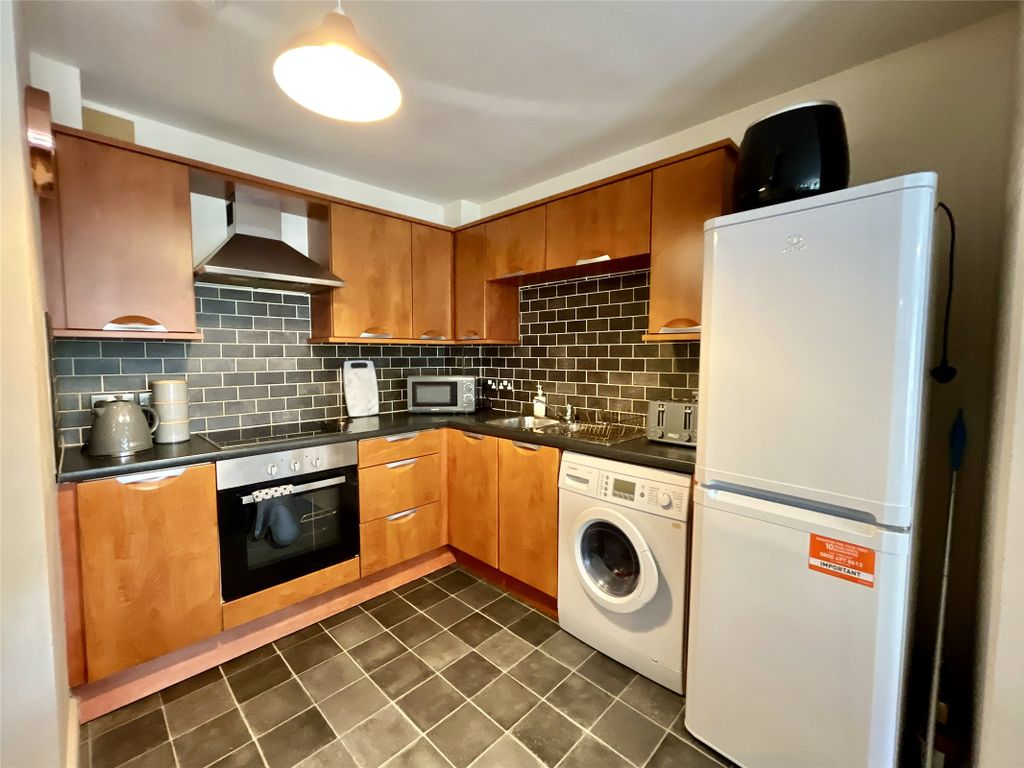 Property photo 2 of 16 Kitchen