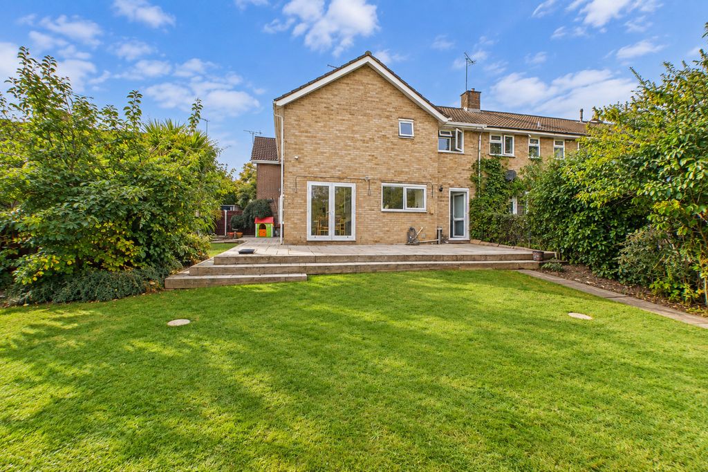 Property photo 1 of 26
