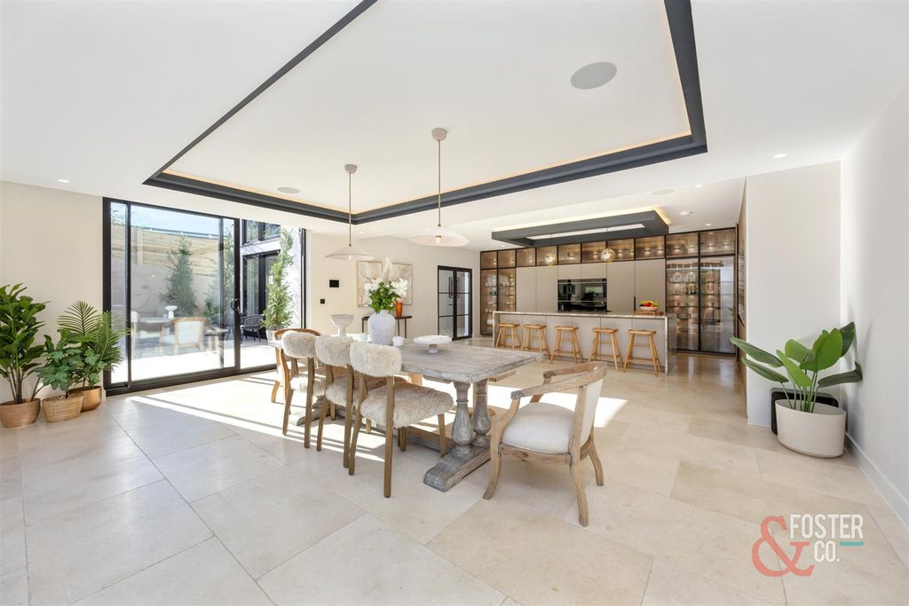 Property photo 2 of 59 Hill Brow, 57-016.Jpg