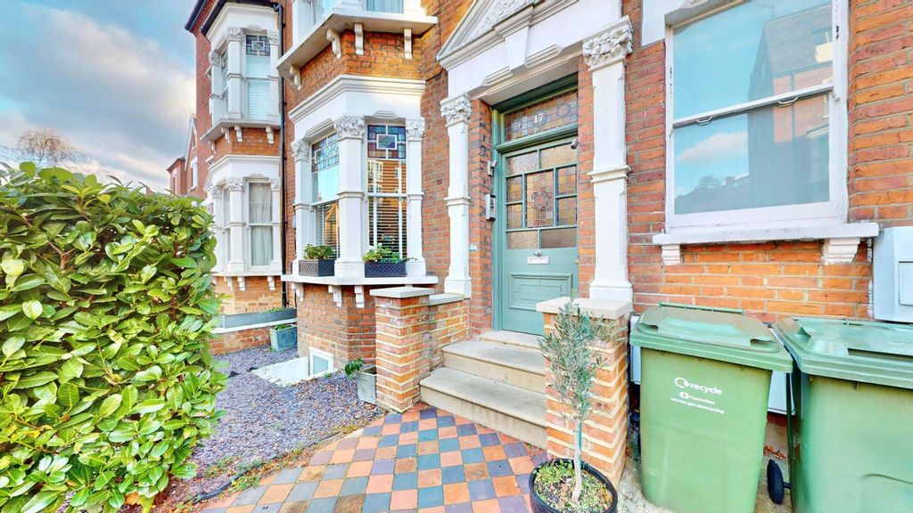 Property photo 3 of 19