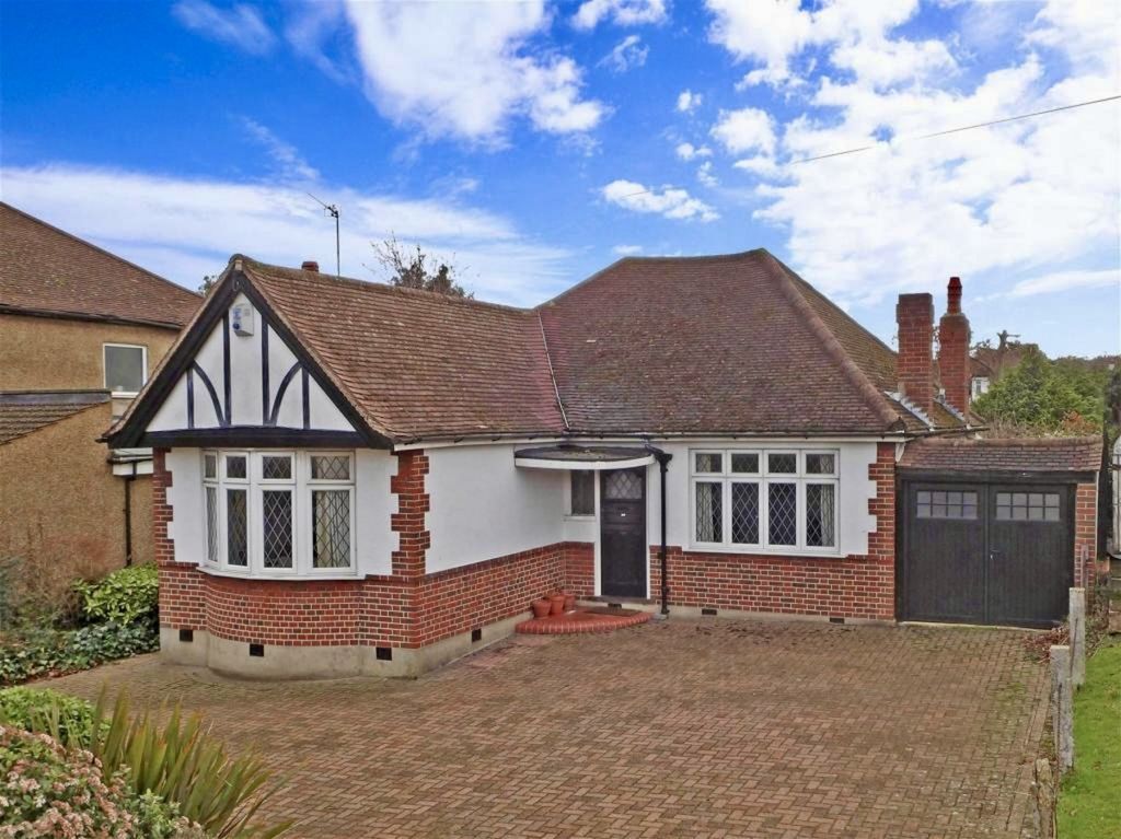 Property photo 1 of 20