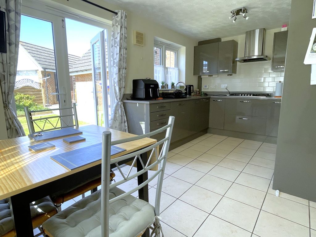 Property photo 2 of 12 Img_3726