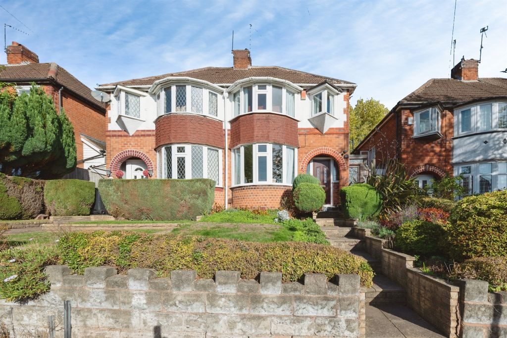 Property photo 2 of 17