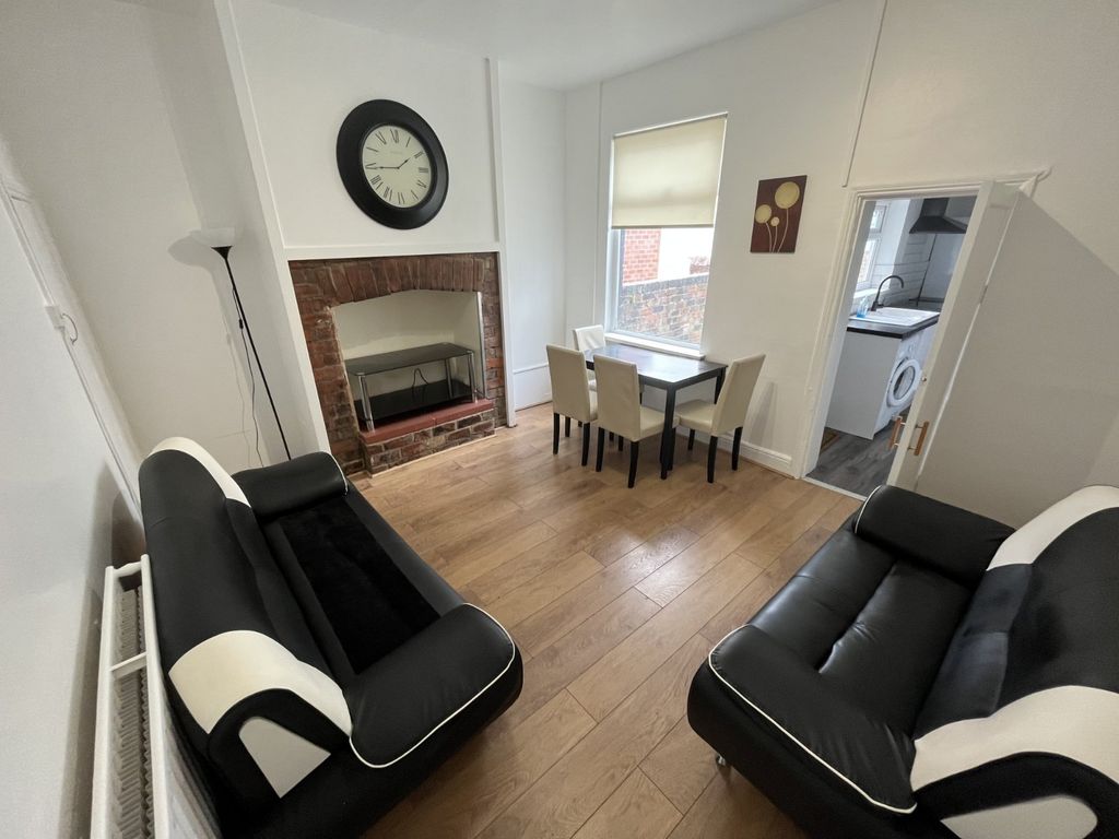 Property photo 2 of 11 Picture No. 02