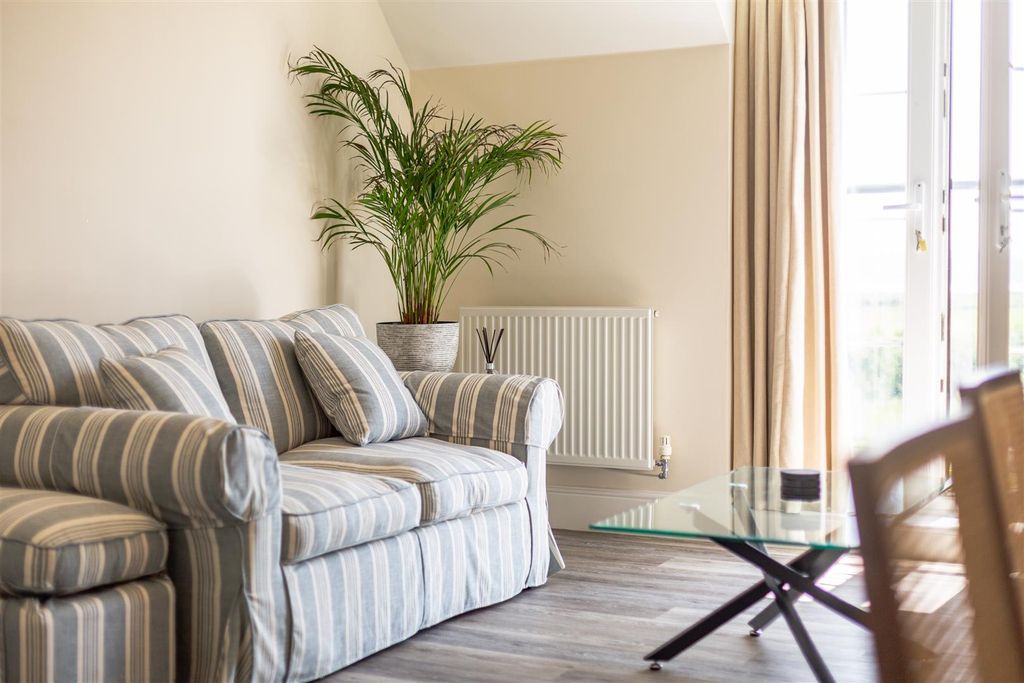 Property photo 3 of 43 Cz0A3155.Jpg